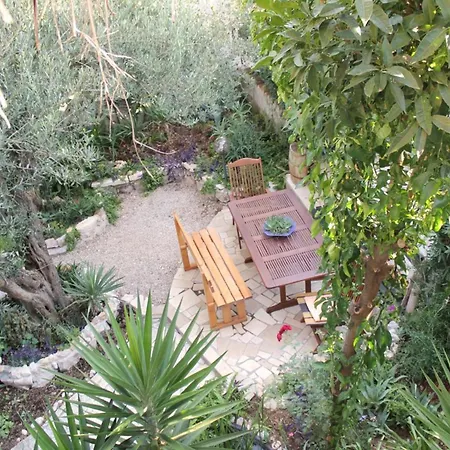 Antonio - Two Bedroom With Terrace B Apartment *